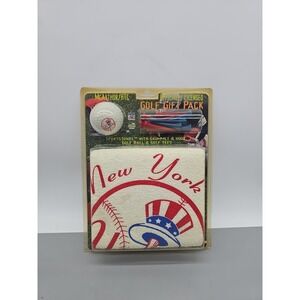 Vintage York Yankees Golf Gift Set -  Golf Ball Tees &Towel, New in Pack NOS